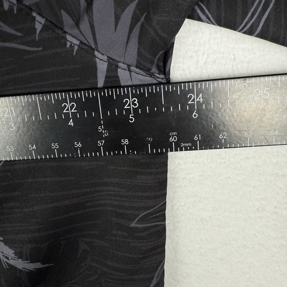 UCLA Bruins Hawaiian Shirt Mens Large Black Floral Tropical Embroidered Logo - Picture 7 of 8